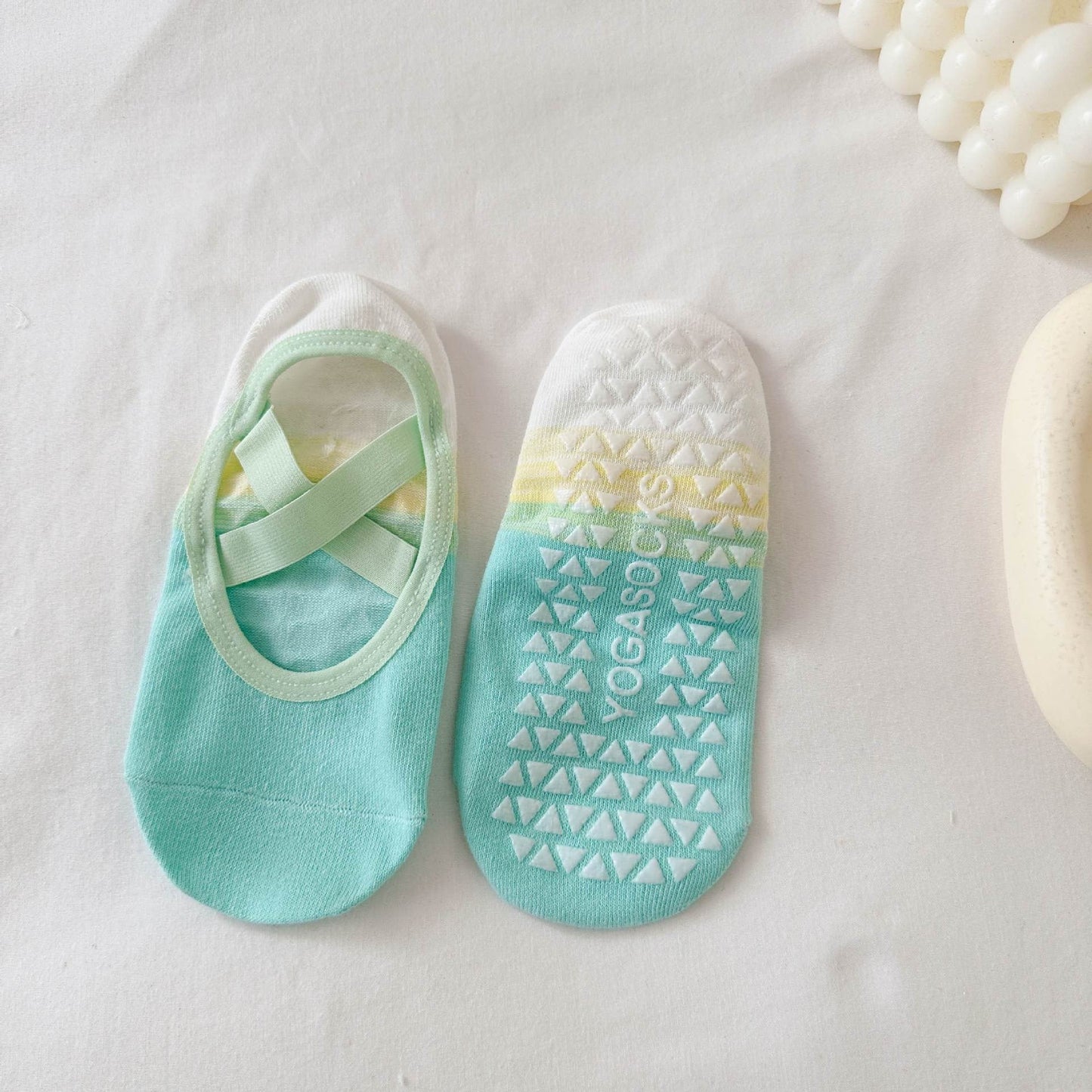 Velora Ombre Grip Socks