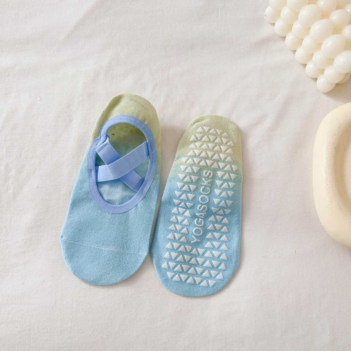 Velora Ombre Grip Socks