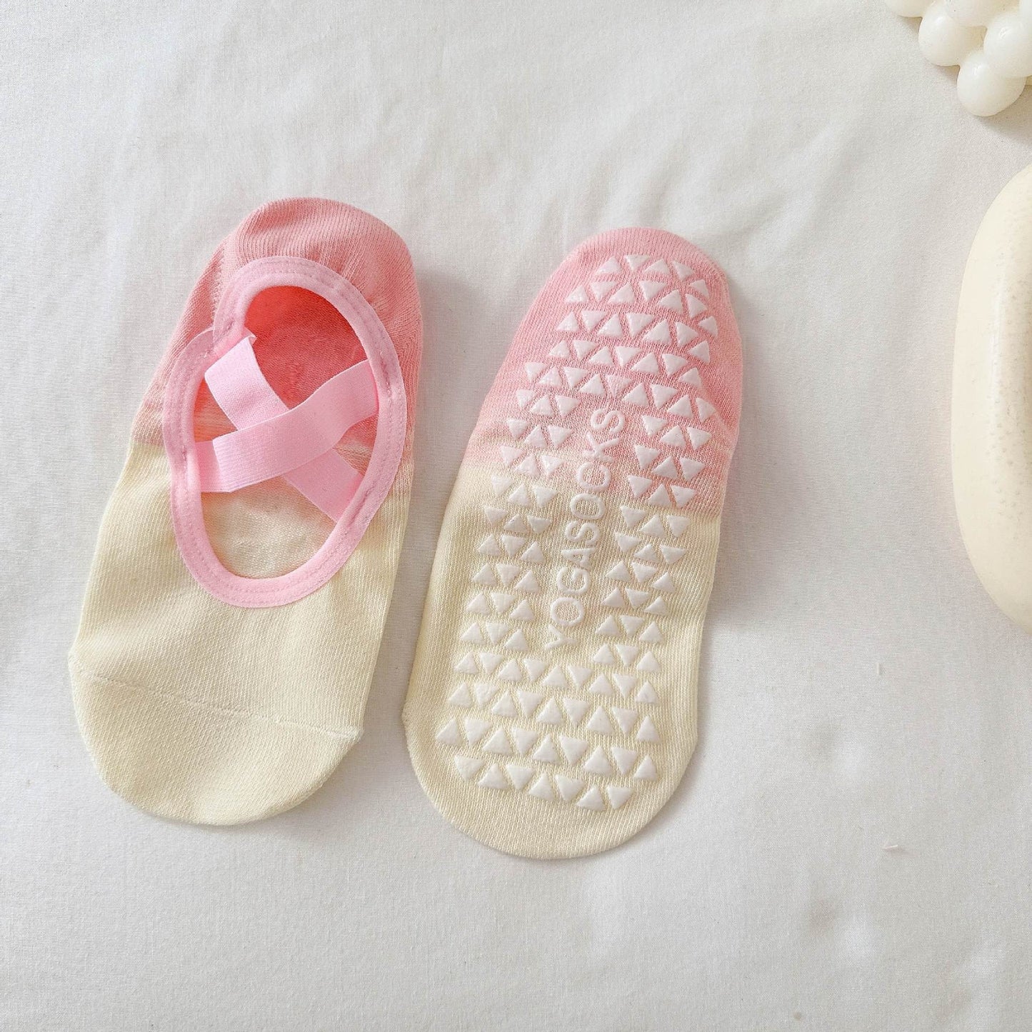 Velora Ombre Grip Socks
